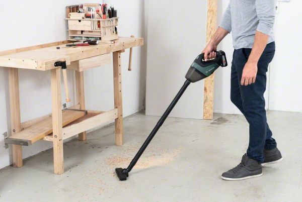 Bosch UniversalVac 18 (1x2,5Ah) Tek Akülü