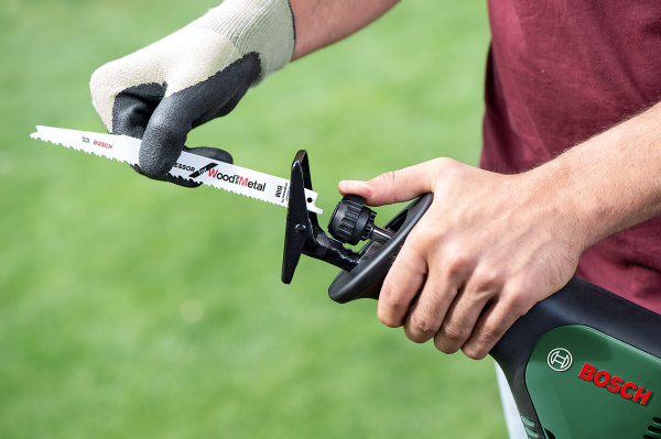 Bosch AdvancedRecip 18 Akülü Tilki Kuyruğu Testere (akü ve şarj cihazı dahil değildir) 0.603.3B2.402